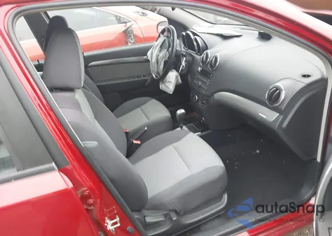 2009 Pontiac G3 z USA, uszkodzony, nr VIN KL2TD66E59B644962